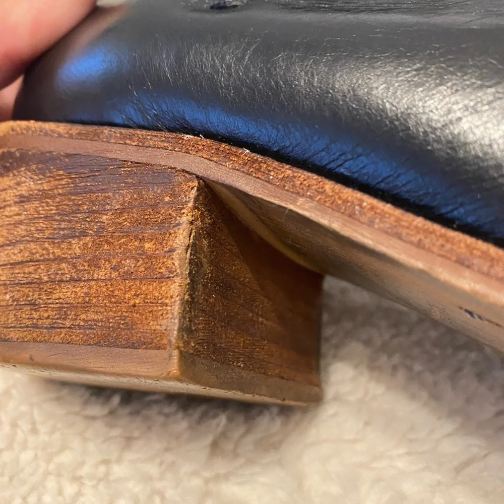 Madewell Black Leather Ankle Booties